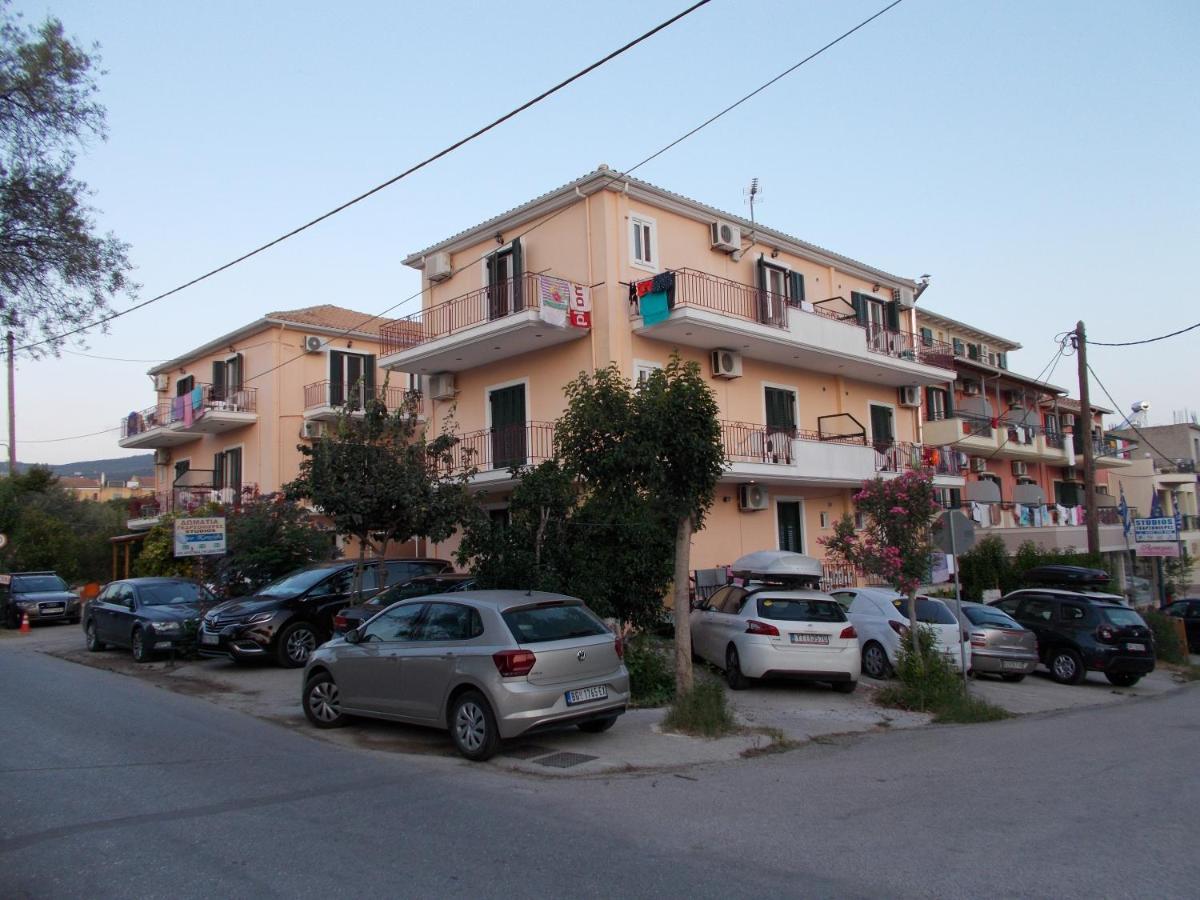 Kohyli Apartment Lefkada City Ngoại thất bức ảnh